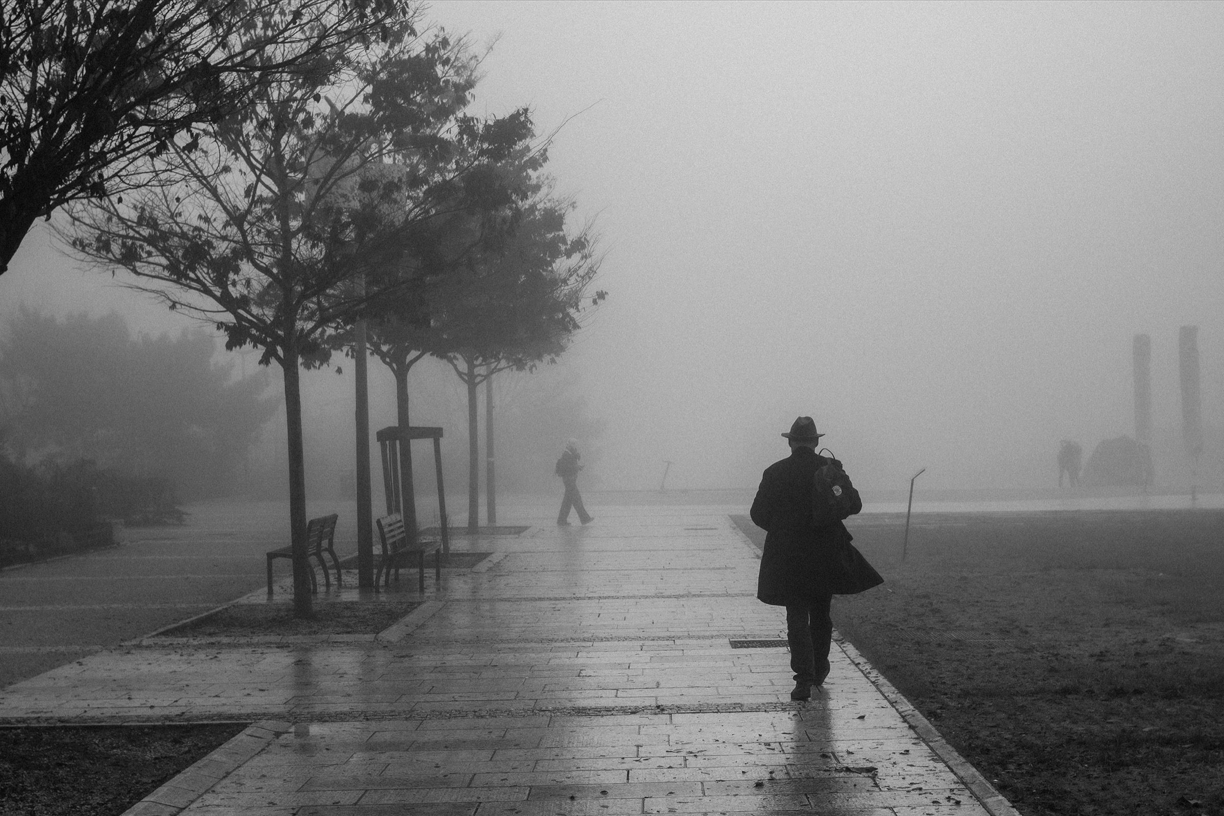 Black and white street scene — shot on Pixii